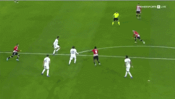 科曼称赞阿尔克马尔19岁中场斯密特：他身上的特质像佩德里